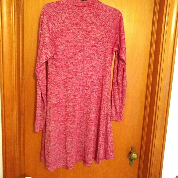 Dress - Picture 3 of 4